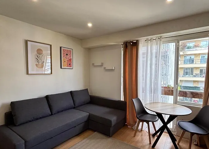 Apartmán Cozy Ideally Located Paříž